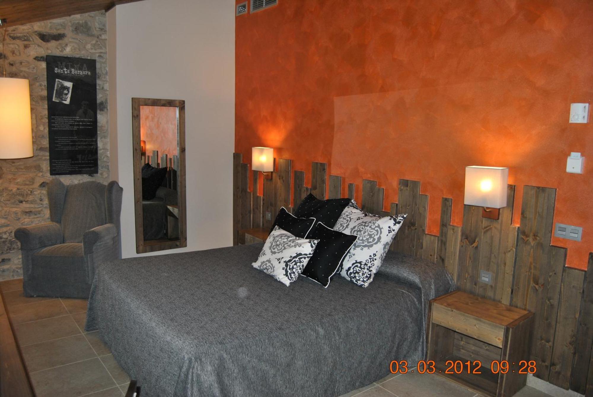 Santa Barbara Hotel Sant Corneli Exterior photo